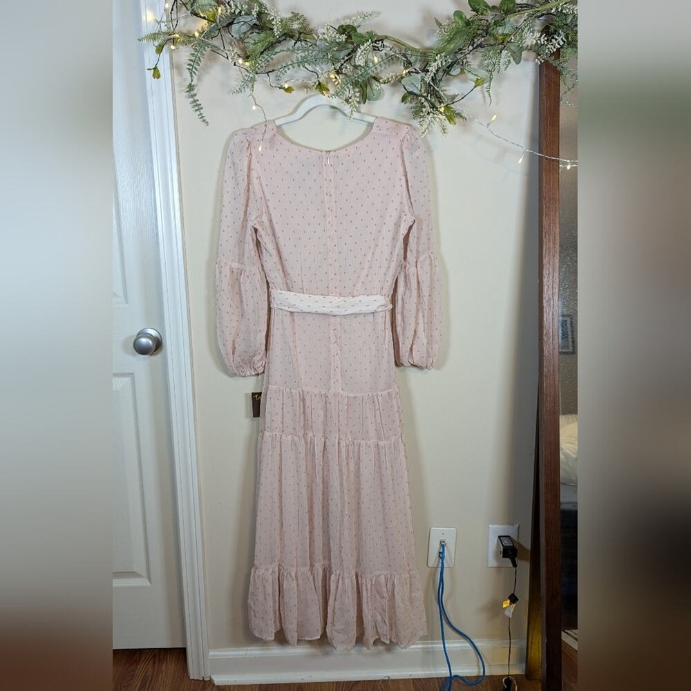 Taylor Women's Midi Dress in Light Pink - Picture 9 of 10